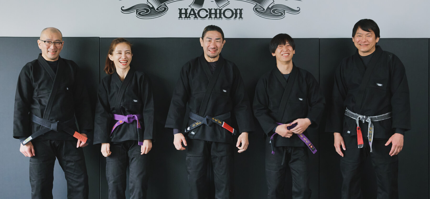 インストラクター INSTRUCTOR